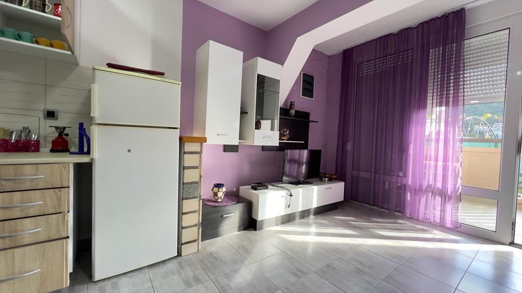 Image of House - 5 Bedrooms - 5 Bathrooms for Sale in Bar-Utjeha-Montenegro, Image 3